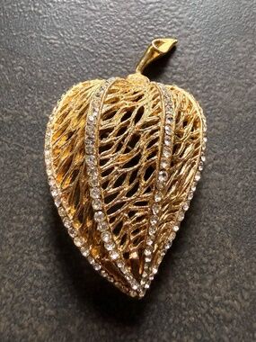 Vintage Chinese Lantern Gold Rhinestone Brooch BSK